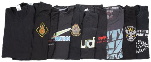 Artikelbild des Artikels “Brit. T-Shirt, schwarz, gebr. “