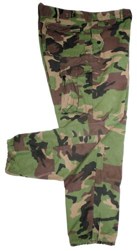 Artikelbild des Artikels “SK Feldhose, M 97 tarn, gebr., repariert “