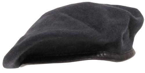 Artikelbild des Artikels “Brit. Barett, blau/grau, gebr. “