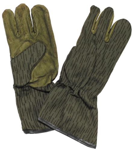 Artikelbild des Artikels “NVA Handschuhe, 4 Finger, strichtarn, neuwertig “