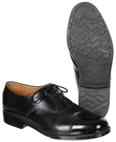 Artikelbild des Artikels “Brit. Halbschuhe, Leder, schwarz, gebr. “