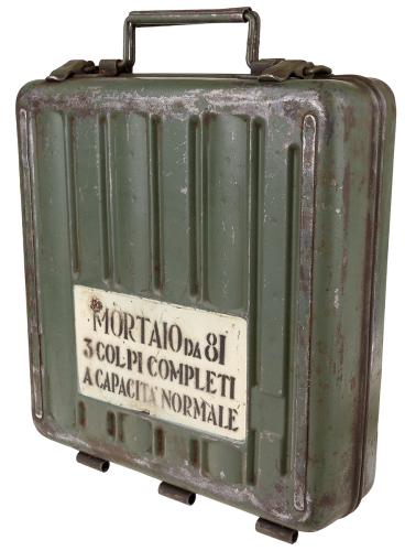 Artikelbild des Artikels “Ital. Granatenkoffer, oliv, Metall, gebr. “