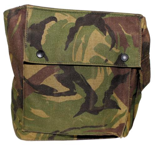Artikelbild des Artikels “Holl. Maskentasche, NL tarn, gebr. “