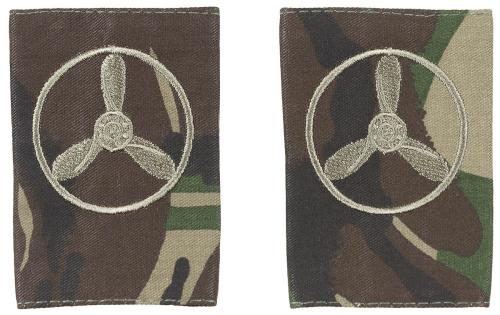 Artikelbild des Artikels “Brit. Schulterklappen, DPM, 10 Paar , AIRCRAFTMAN TECHNIC. “