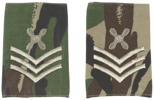 Artikelbild des Artikels “Brit. Schulterklappen, DPM, 10 Paar, SERGEANT TECHNIC. “