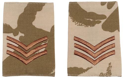 Artikelbild des Artikels “Brit. Schulterklappen, desert, 10 Paar, COMBAT DRESS SERGEANT “
