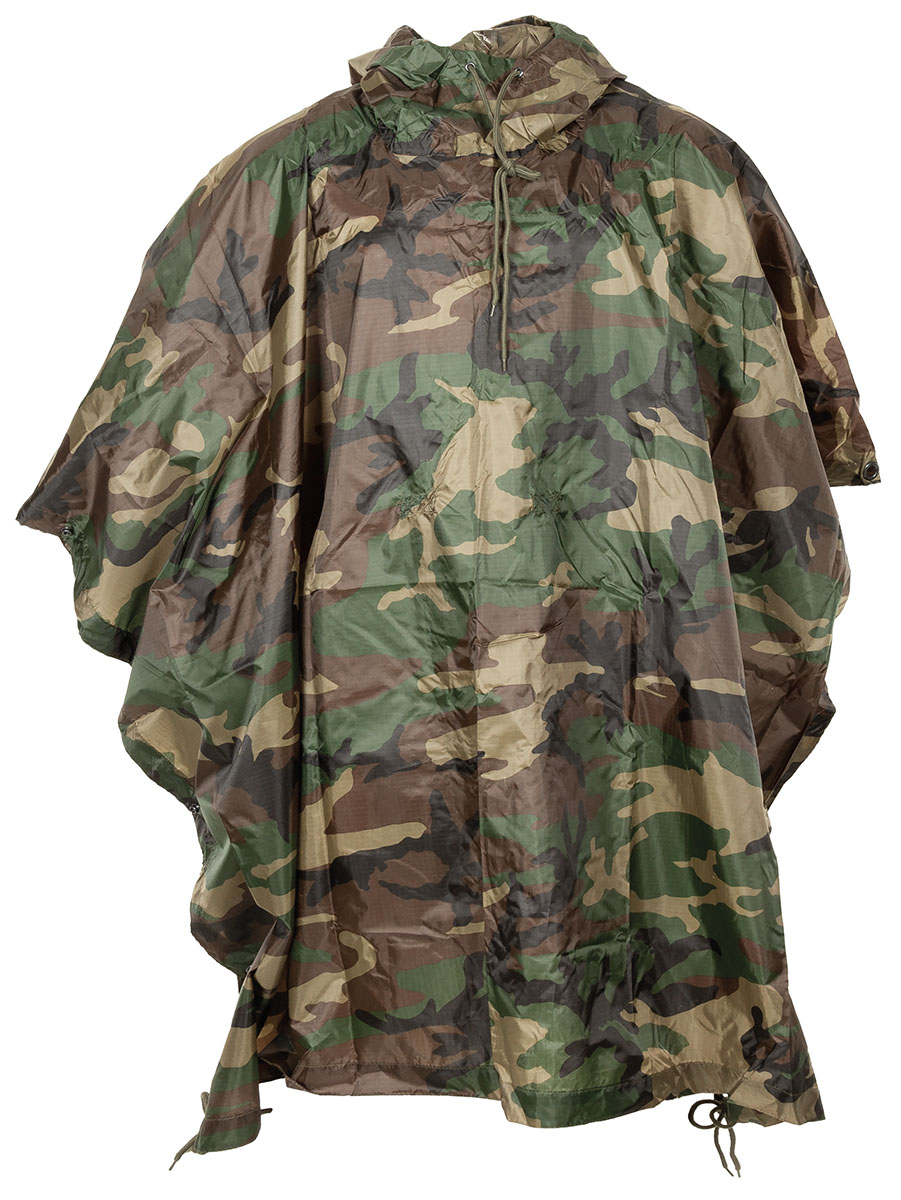 Artikelbild 1 des Artikels “Poncho, Rip Stop, woodland, ca. 144 x 223 cm “