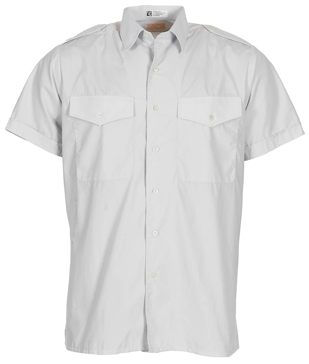 Artikelbild 1 des Artikels “Österr. Diensthemd, gebr., kurzarm, Schulterklappen “