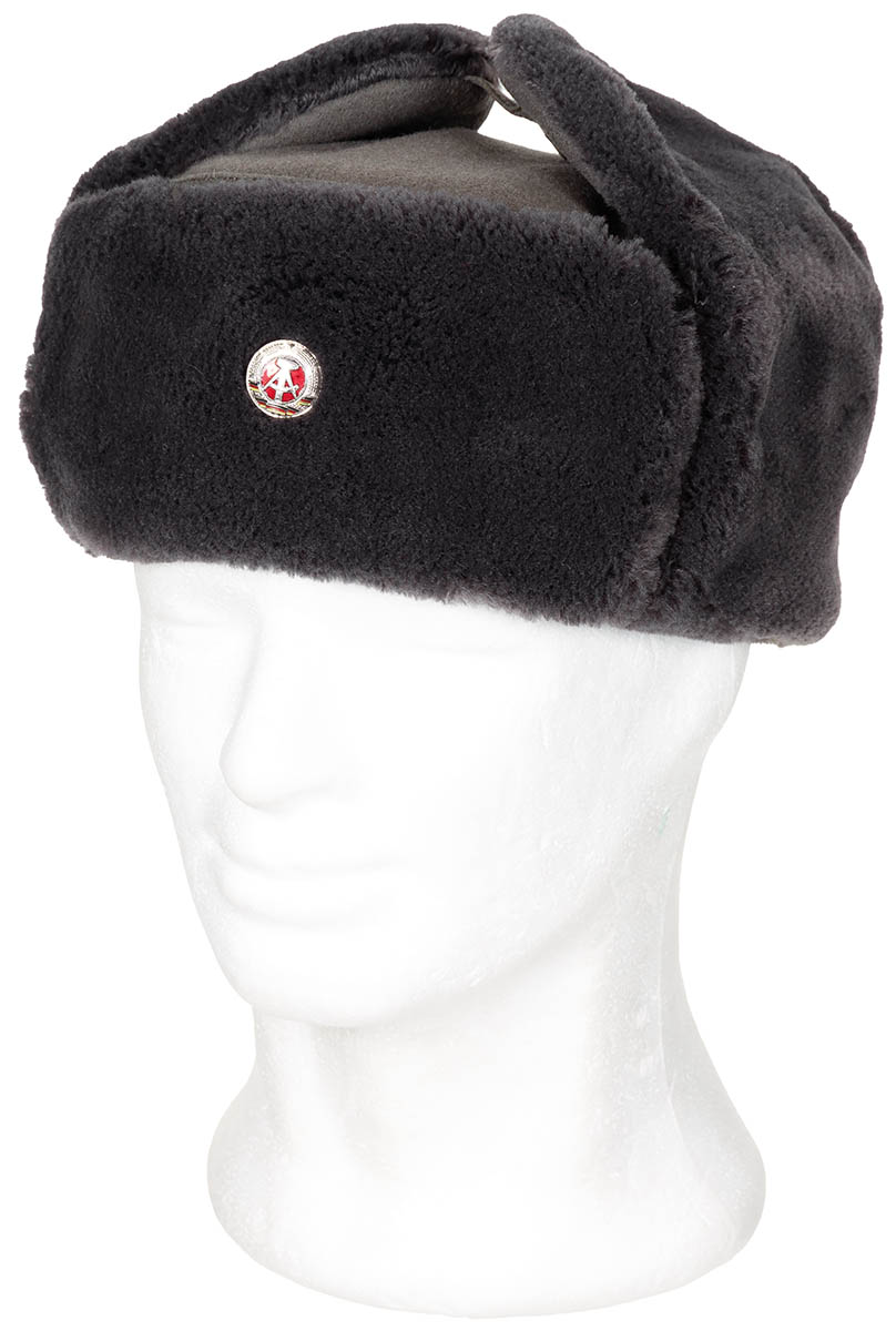 Artikelbild 1 des Artikels “NVA Wintermütze, grau, mit Kokarde, neuw. “