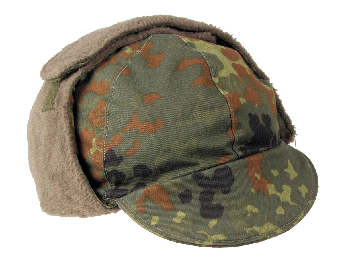 Product image 1 of the product “BW Winter Cap, BW camo, used ”