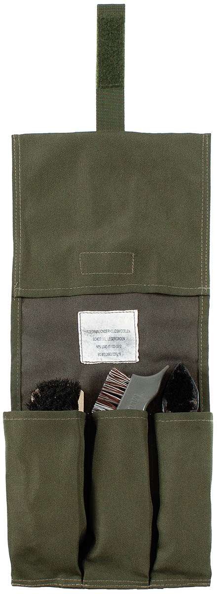 Artikelbild 1 des Artikels “Holl. Schuhputzbeutel, gebr., mit 3 Bürsten “