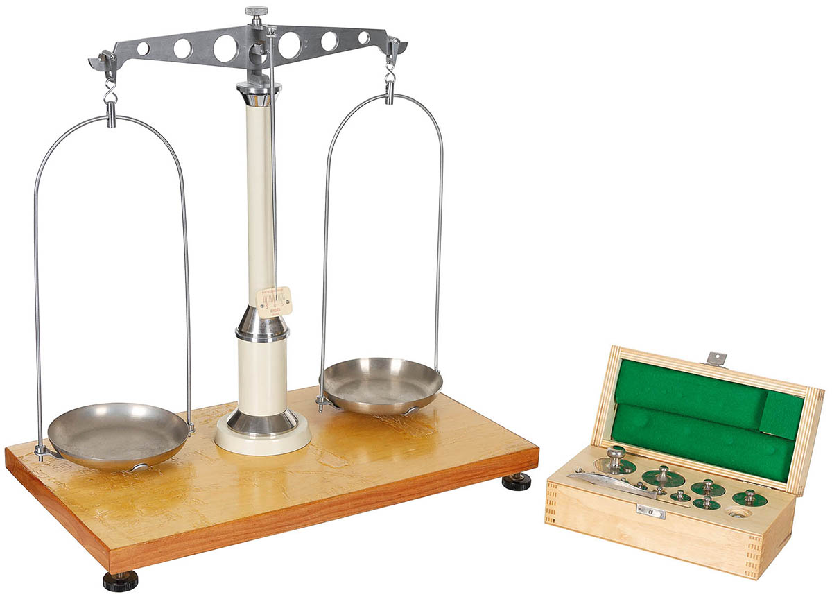 Artikelbild 1 des Artikels “CZ/SK Apothekerwaage, mit Gewichten, neuw. “