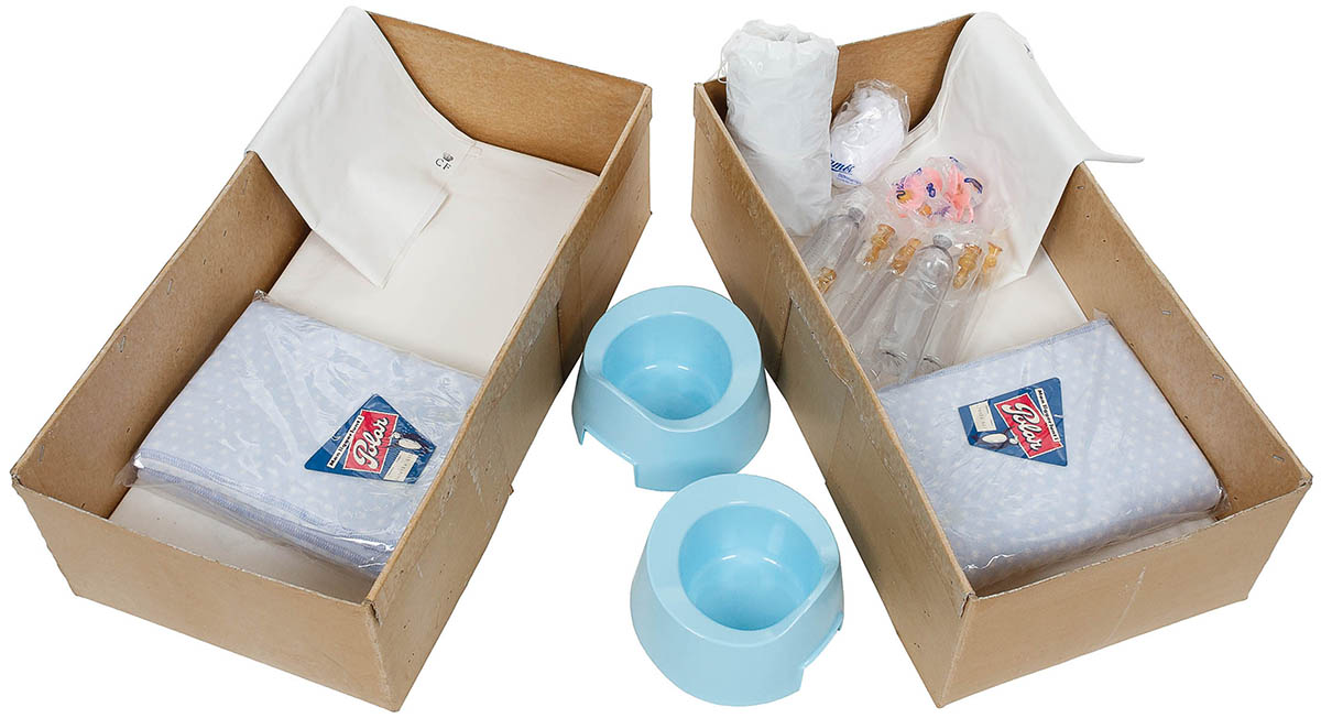 Artikelbild 1 des Artikels “Dän. Babybett, mit Zubehör, neuw. (DEKO) “