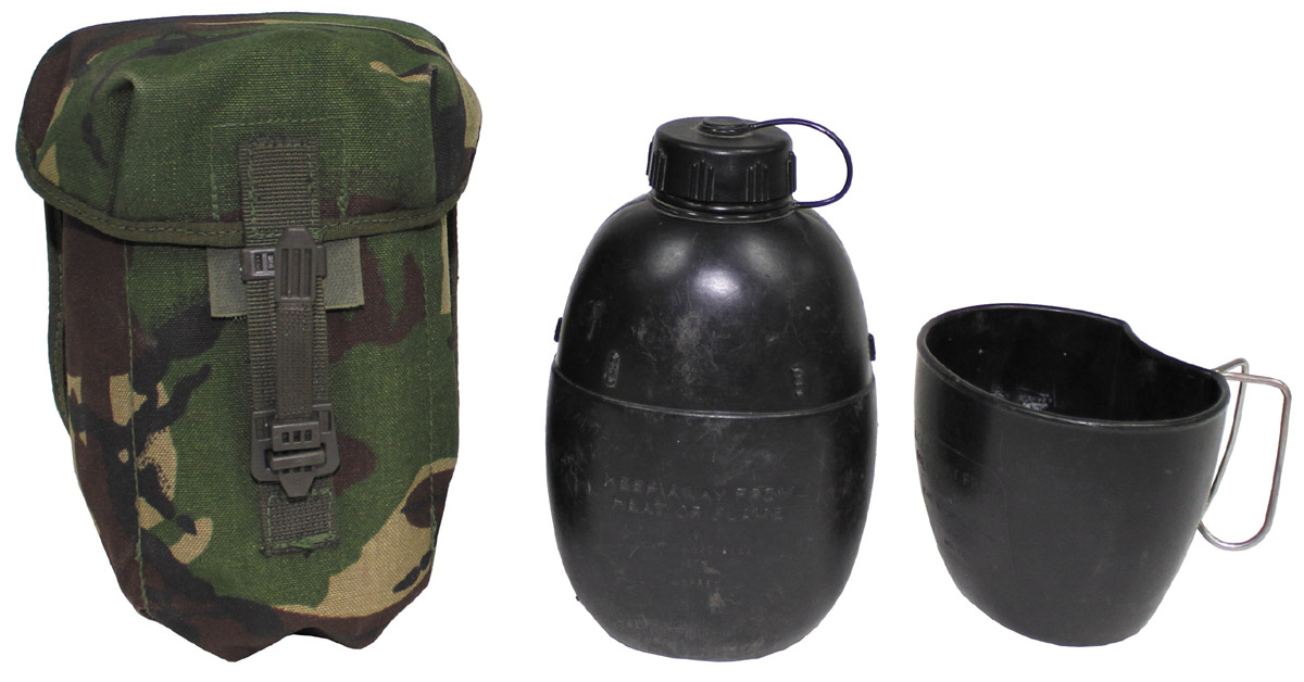 Artikelbild 1 des Artikels “Brit. Feldflasche, schwarz, Becher, Tasche DPM tarn, gebr. “
