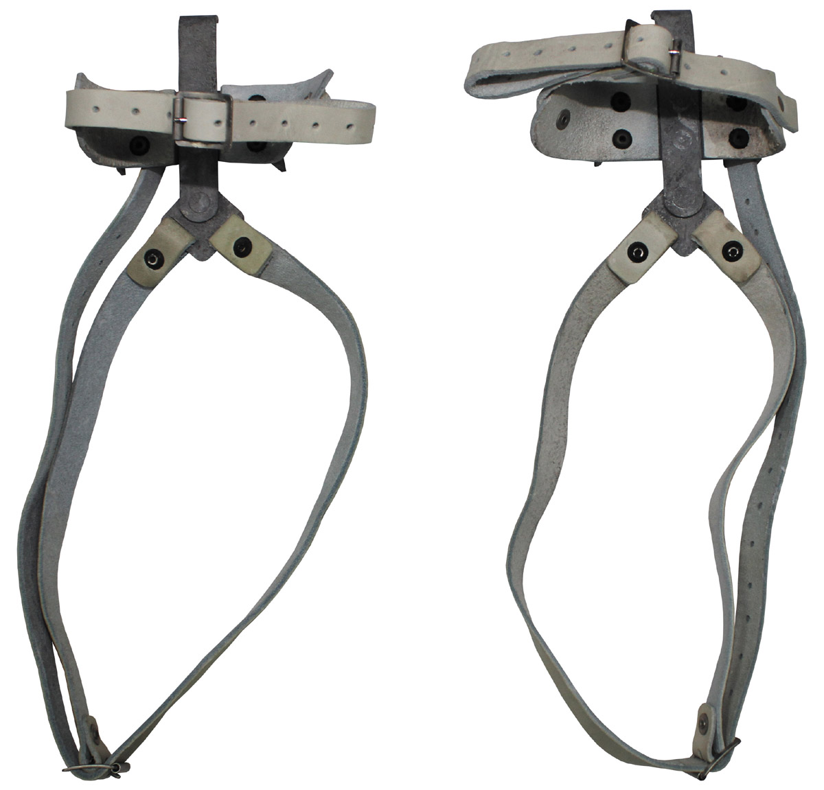 Artikelbild 1 des Artikels “Brit. Steigeisen, Paar, Lederbänder, DEKO, gebr, “