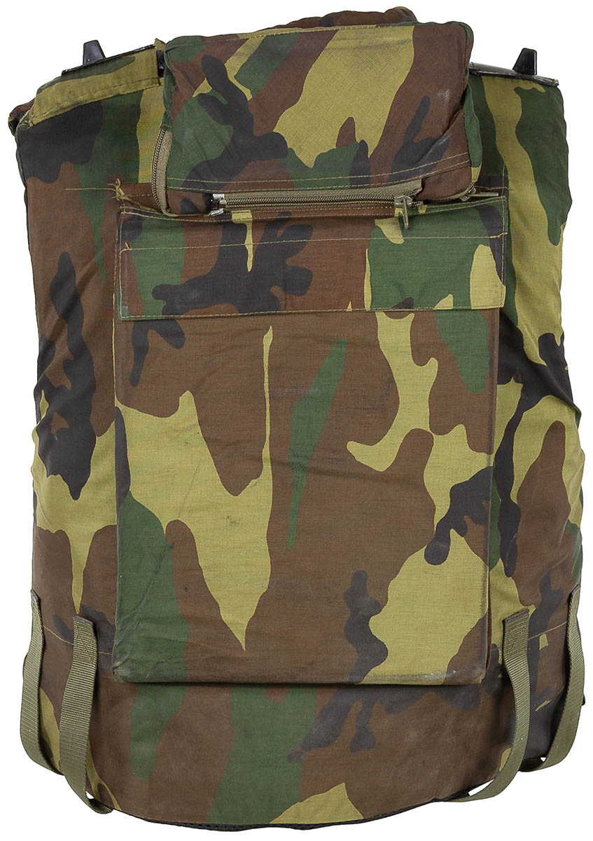 Artikelbild 2 des Artikels “Ital. Schutzweste, woodland, gebr., II Wahl (EXP.BESCHR.) “