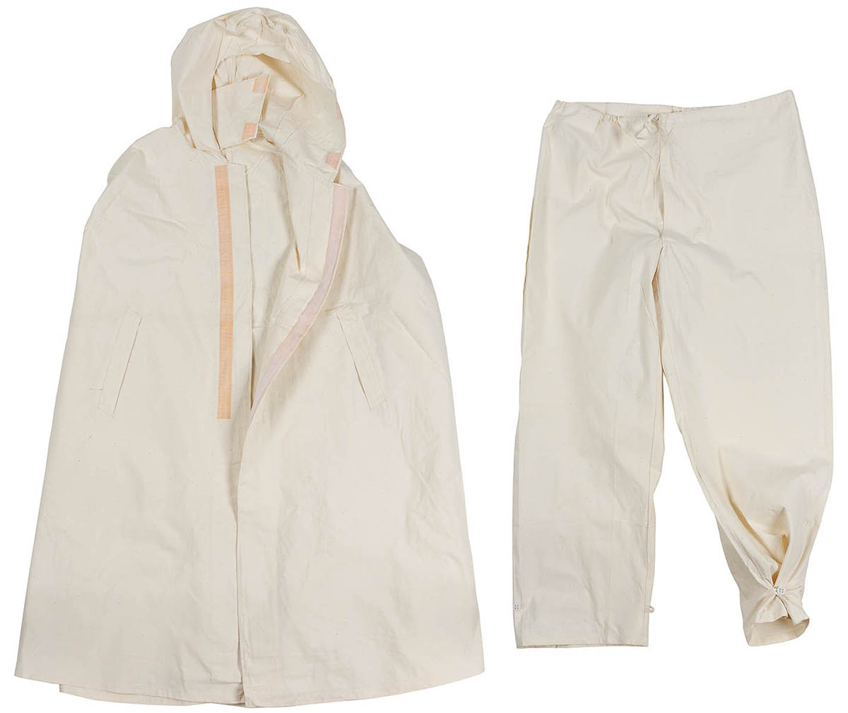 Artikelbild 2 des Artikels “Chin. Schneetarnanzug, Hose und Poncho, neuw. “