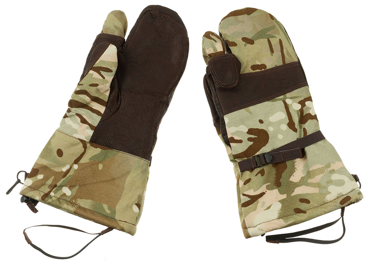 Product image 2 of the product “GB mittens, MTP camo, Goretex, trigger finger, like new ”