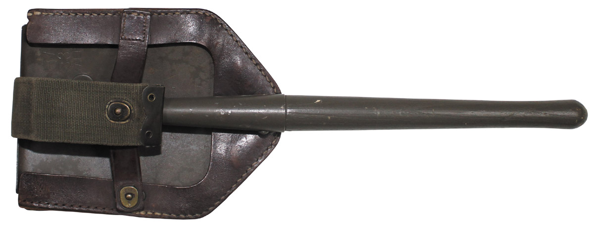 Artikelbild 2 des Artikels “Österr. Klappspaten, 2-teilig, Holzstiel, mit Hülle, gebr. “