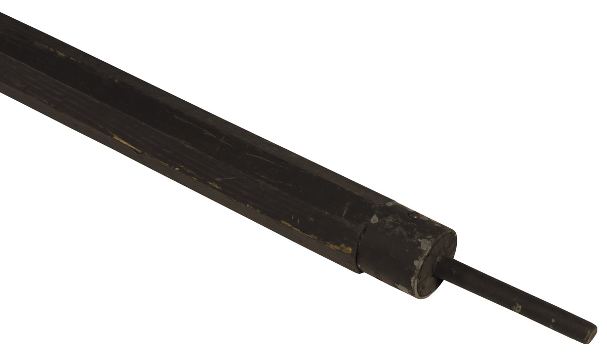 Product image 2 of the product “NL Wooden pole, metal pin, like new, SHIPMENT ONLY BY FORWARDER ”