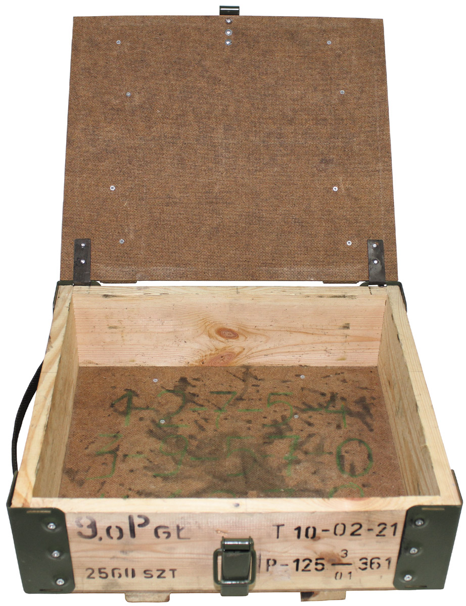 Artikelbild 2 des Artikels “Pol. Holzkiste, gebr. Metallbeschläge “