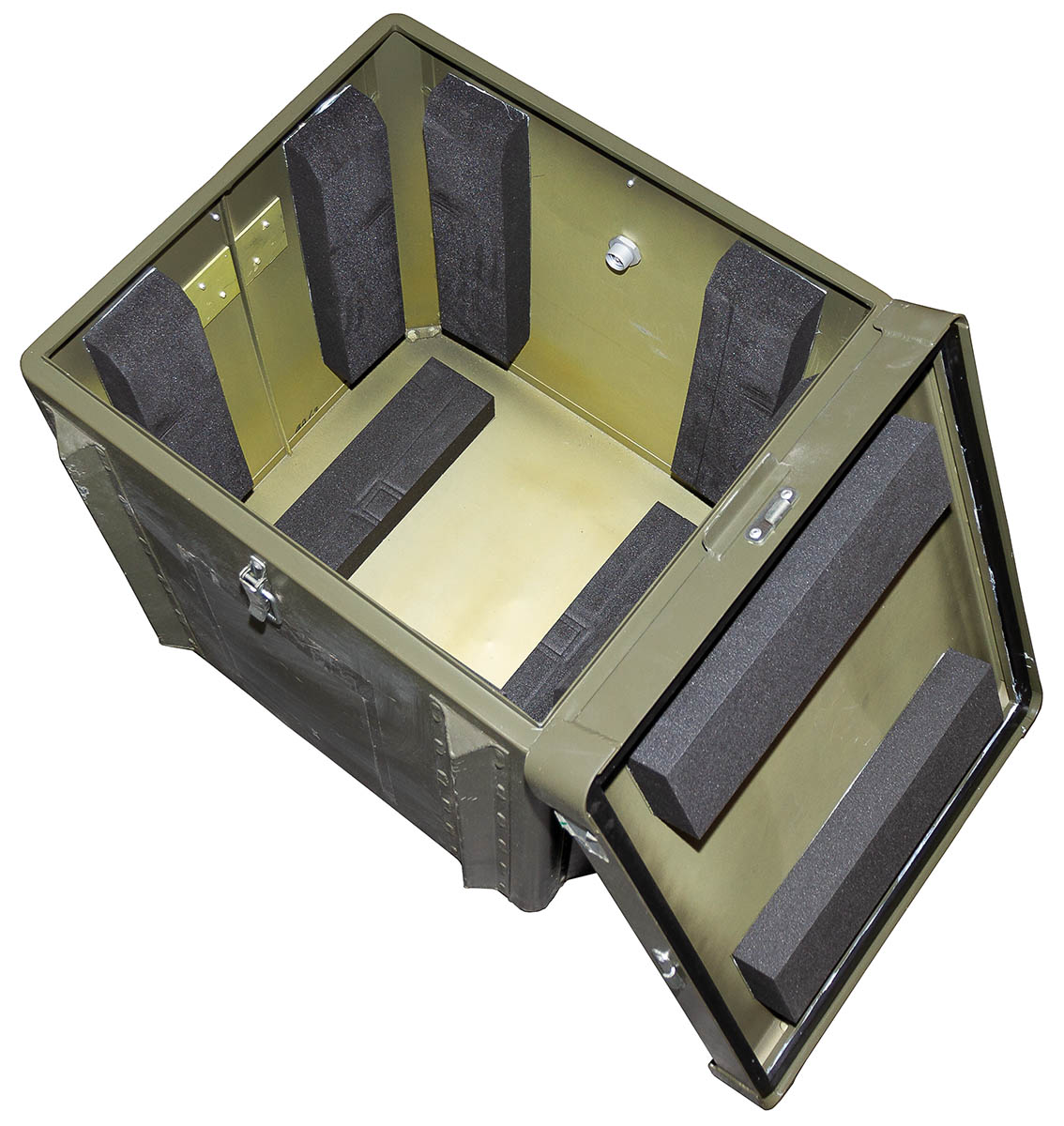 Artikelbild 2 des Artikels “Brit. Transportkiste, Alu, gebr. “