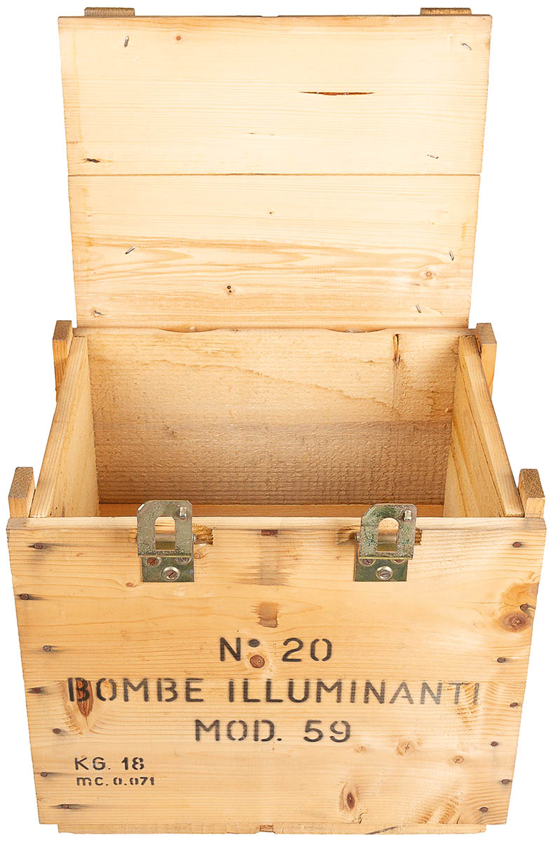 Product image 2 of the product “IT Wooden Case, used, GOOD CONDITION ”