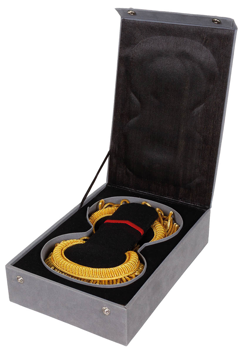 Artikelbild 2 des Artikels “Port. Epauletten, mit Fransen, 