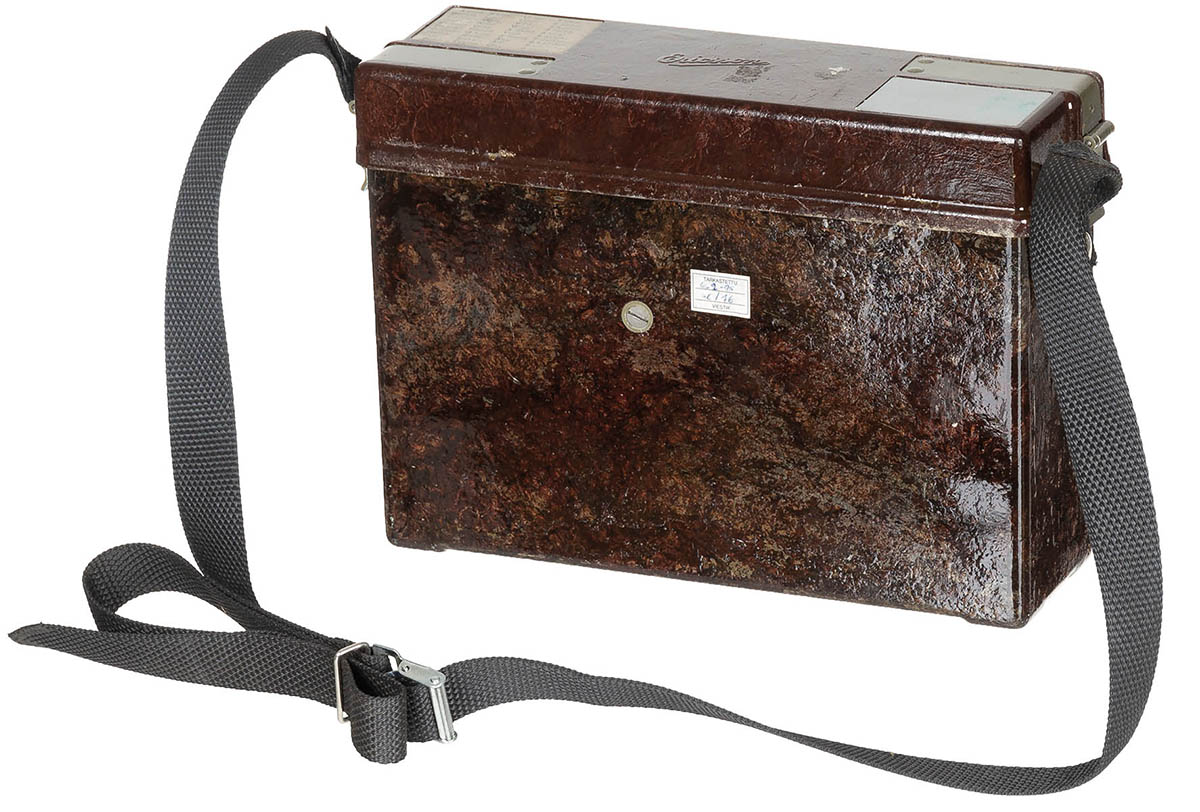 Artikelbild 2 des Artikels “Finn. Feldtelefon, 