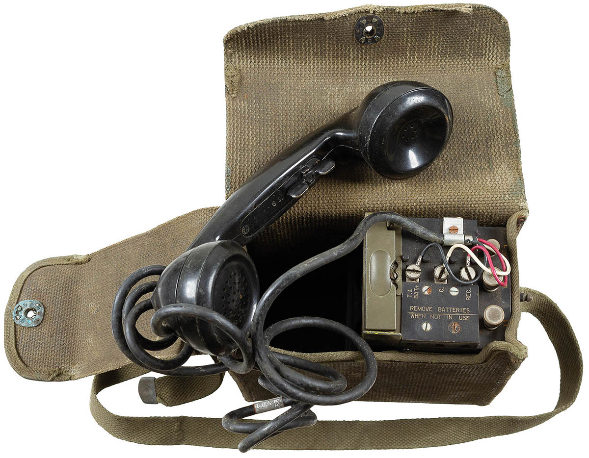 Artikelbild 2 des Artikels “US Feldtelefon, EE-8, mit Canvastasche, gebr., “