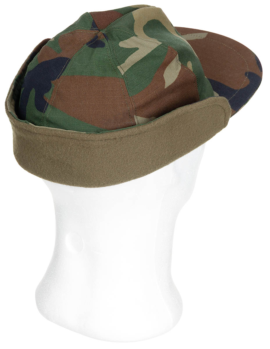 Product image 3 of the product “TR Winter Cap, Rip Stop, woodland, like new ”
