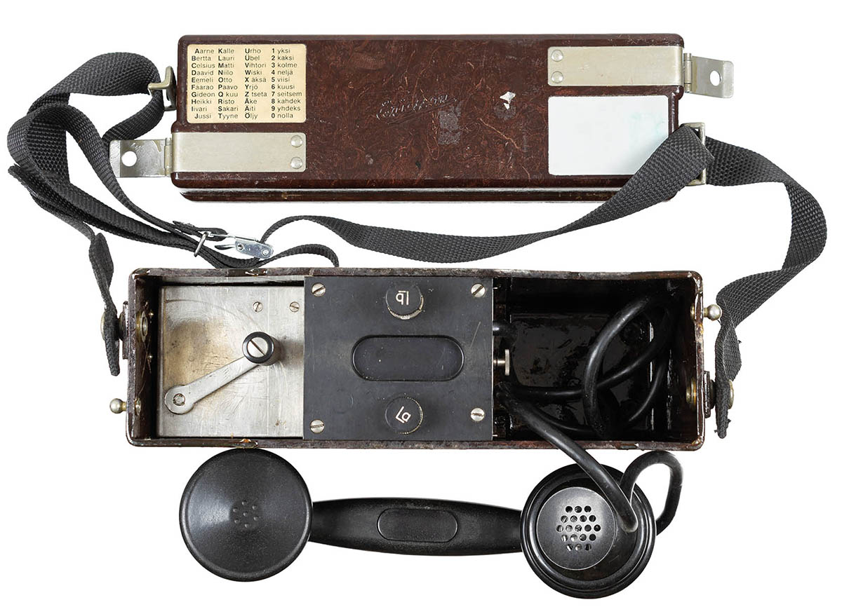 Artikelbild 3 des Artikels “Finn. Feldtelefon, 