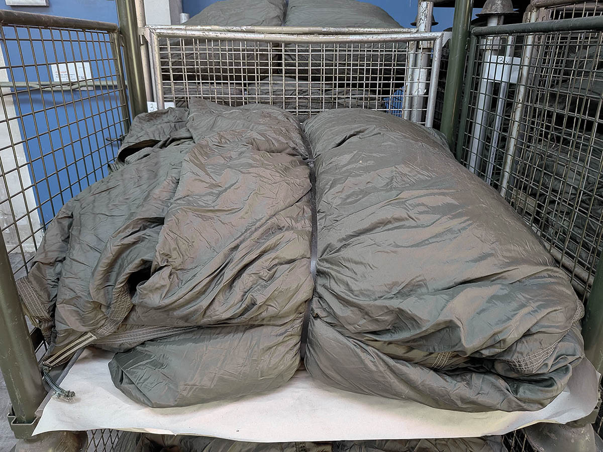 Artikelbild 4 des Artikels “Transportfallschirm, oliv, gebr., DEKO “