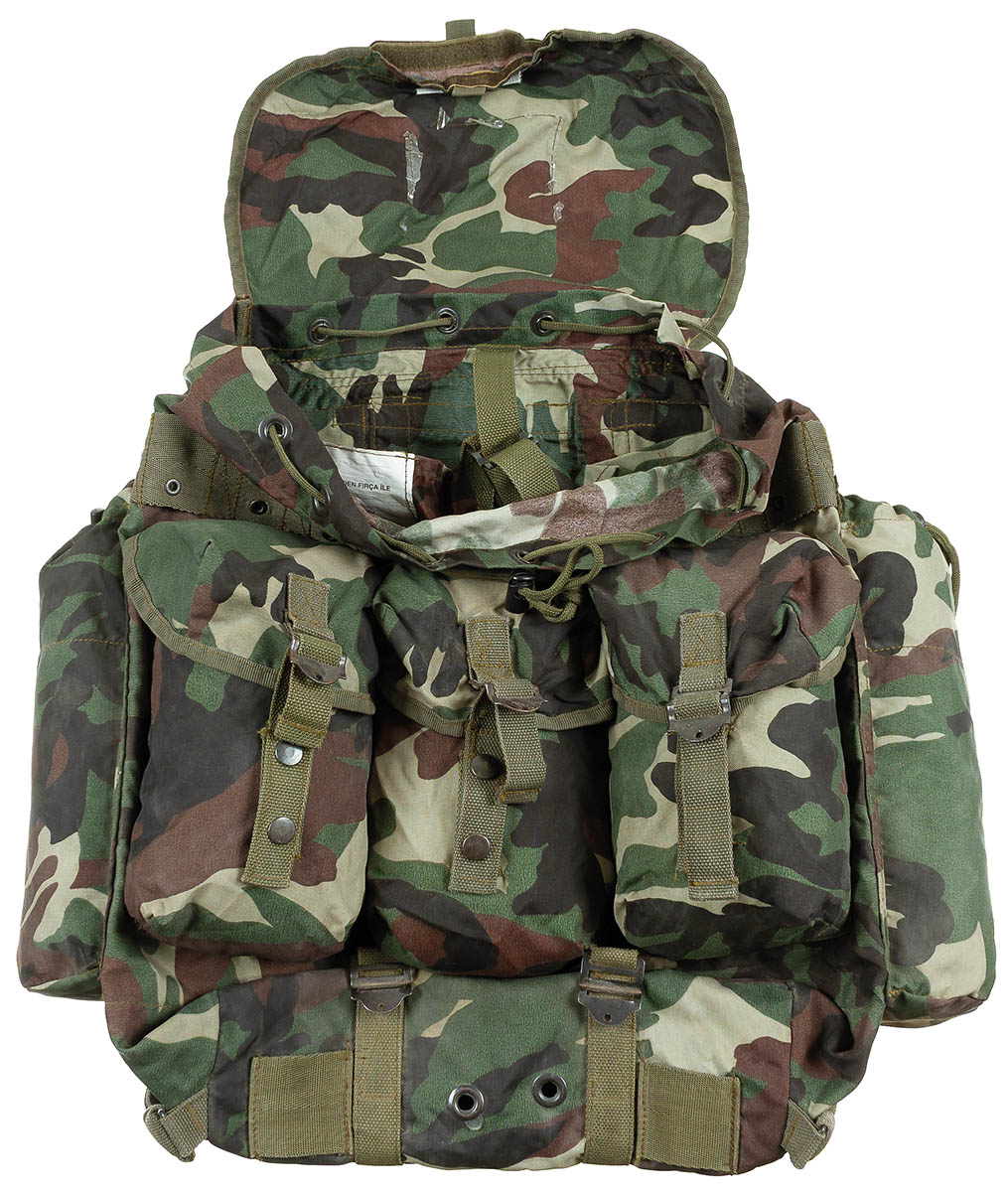 Artikelbild 4 des Artikels “Türk. Rucksack, tarn, gebr., TOP ZUSTAND, Metallgestell “