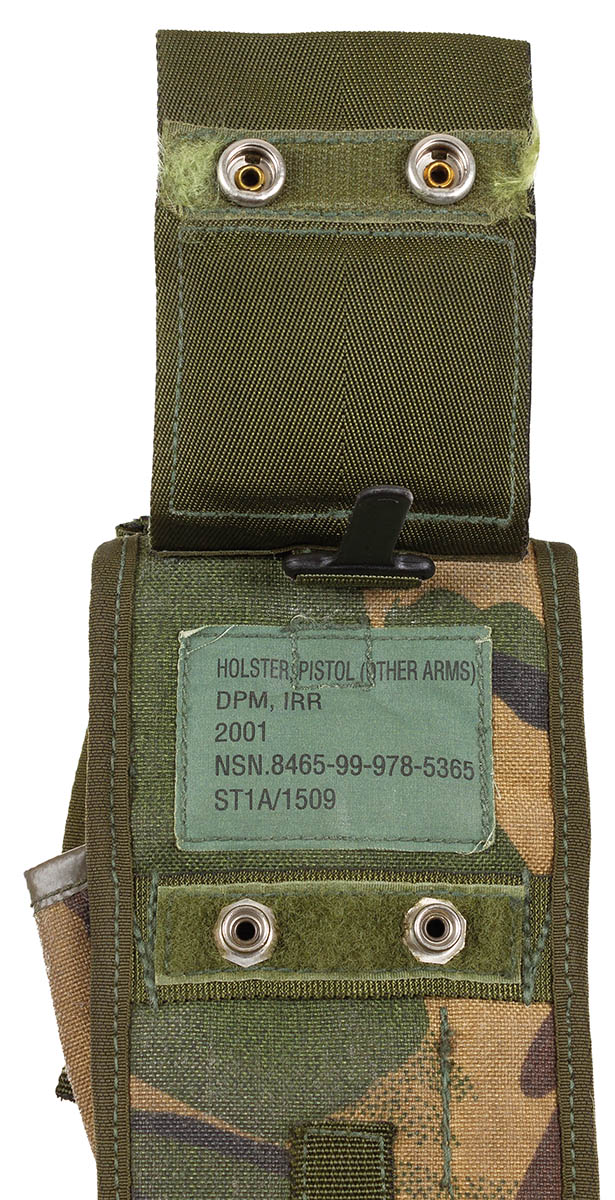 Artikelbild 4 des Artikels “Brit. Pistolenschulterholster, mit Klappe, gebr. “